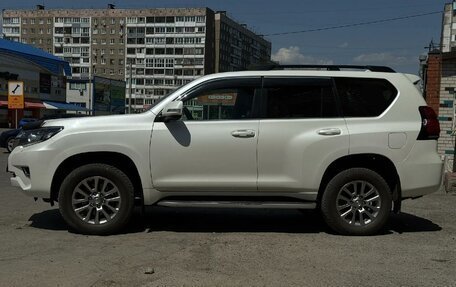 Toyota Land Cruiser Prado 150 рестайлинг 2, 2018 год, 4 900 000 рублей, 8 фотография