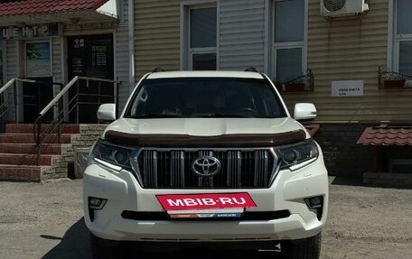 Toyota Land Cruiser Prado 150 рестайлинг 2, 2018 год, 4 900 000 рублей, 5 фотография