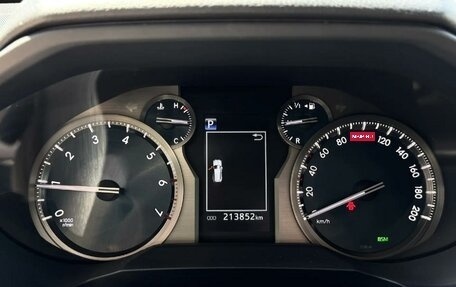 Toyota Land Cruiser Prado 150 рестайлинг 2, 2018 год, 4 900 000 рублей, 16 фотография