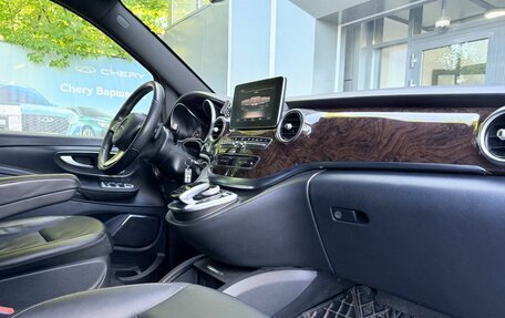 Mercedes-Benz V-Класс, 2019 год, 4 899 900 рублей, 25 фотография
