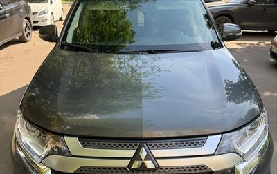 Mitsubishi Outlander III рестайлинг 3, 2021 год, 2 650 000 рублей, 1 фотография