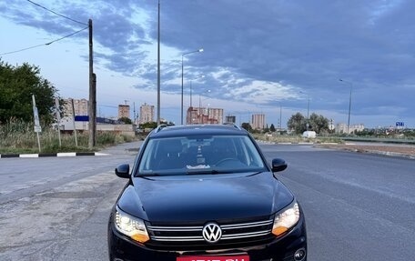 Volkswagen Tiguan I, 2011 год, 1 560 000 рублей, 1 фотография
