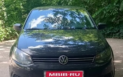 Volkswagen Polo VI (EU Market), 2013 год, 880 000 рублей, 1 фотография