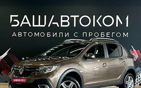 Renault Sandero II рестайлинг, 2019 год, 1 100 000 рублей, 1 фотография
