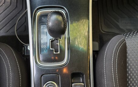 Mitsubishi Outlander III рестайлинг 3, 2021 год, 2 650 000 рублей, 17 фотография