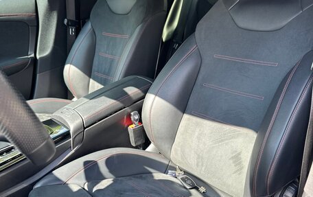 Mercedes-Benz CLA, 2019 год, 3 400 000 рублей, 7 фотография