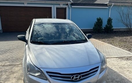 Hyundai Solaris II рестайлинг, 2014 год, 950 000 рублей, 8 фотография