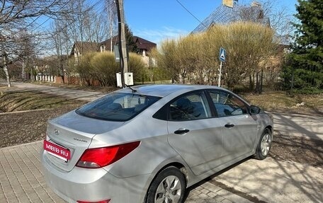Hyundai Solaris II рестайлинг, 2014 год, 950 000 рублей, 5 фотография