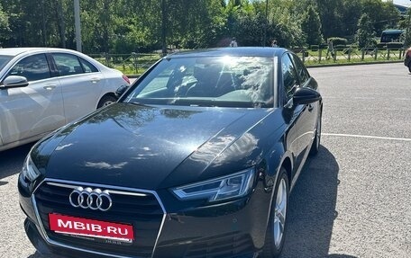 Audi A4, 2019 год, 2 750 000 рублей, 3 фотография