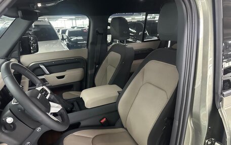 Land Rover Defender II, 2023 год, 10 000 000 рублей, 9 фотография