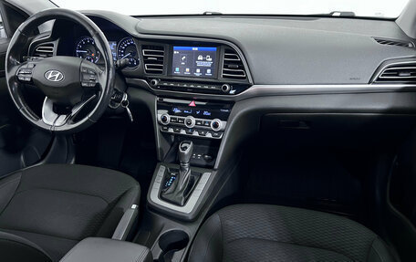 Hyundai Elantra VI рестайлинг, 2019 год, 1 399 000 рублей, 11 фотография