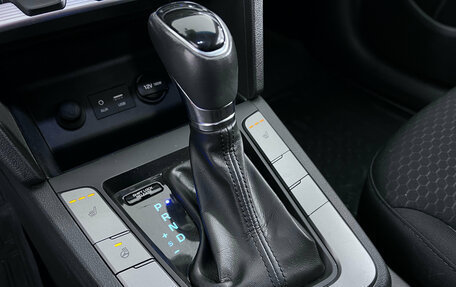 Hyundai Elantra VI рестайлинг, 2019 год, 1 399 000 рублей, 15 фотография