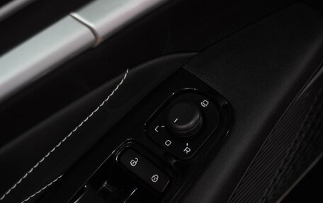 Geely Emgrand, 2024 год, 1 749 000 рублей, 14 фотография