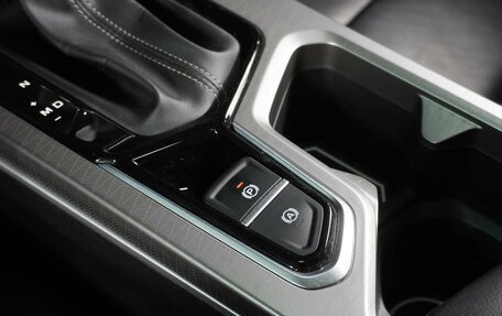 Geely Emgrand, 2024 год, 1 749 000 рублей, 21 фотография