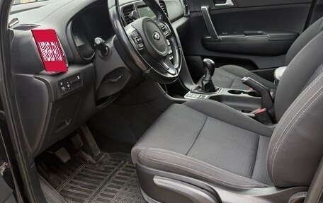 KIA Sportage IV рестайлинг, 2017 год, 1 900 000 рублей, 5 фотография