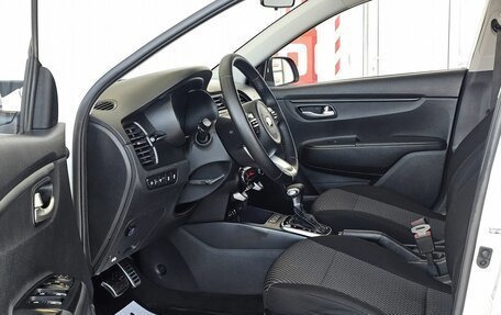 KIA Rio IV, 2018 год, 1 549 000 рублей, 10 фотография