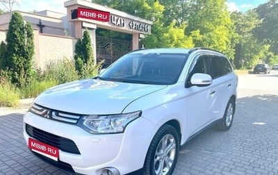 Mitsubishi Outlander III рестайлинг 3, 2012 год, 1 200 000 рублей, 1 фотография