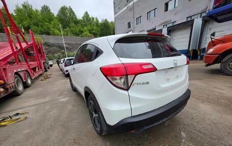 Honda Vezel, 2022 год, 1 400 000 рублей, 2 фотография