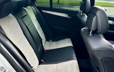 Mercedes-Benz C-Класс, 2007 год, 1 200 000 рублей, 6 фотография