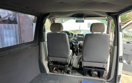 Volkswagen Transporter T5 рестайлинг, 2003 год, 890 000 рублей, 12 фотография