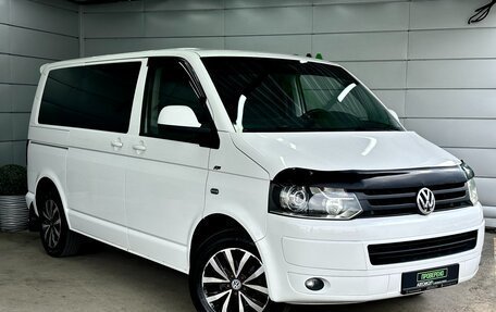 Volkswagen Caravelle T5, 2012 год, 1 799 000 рублей, 3 фотография