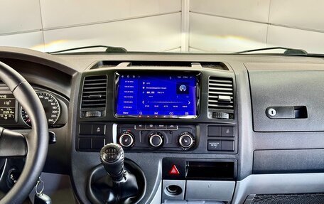 Volkswagen Caravelle T5, 2012 год, 1 799 000 рублей, 11 фотография