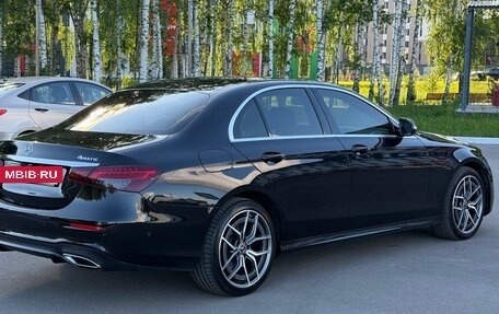 Mercedes-Benz E-Класс, 2020 год, 4 000 000 рублей, 4 фотография