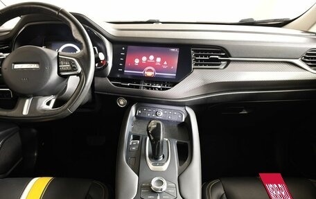Haval F7x I, 2021 год, 1 695 000 рублей, 14 фотография