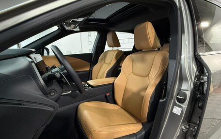 Lexus RX IV рестайлинг, 2025 год, 7 800 000 рублей, 16 фотография