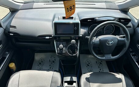 Toyota Wish II, 2013 год, 1 529 000 рублей, 16 фотография