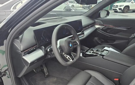 BMW 5 серия, 2026 год, 5 700 021 рублей, 5 фотография
