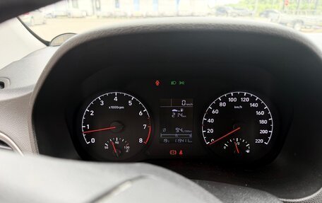 Hyundai Solaris II рестайлинг, 2018 год, 1 200 000 рублей, 14 фотография