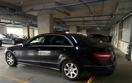 Mercedes-Benz E-Класс, 2009 год, 1 120 000 рублей, 3 фотография