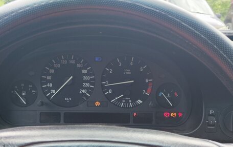 BMW 5 серия, 1999 год, 350 000 рублей, 8 фотография
