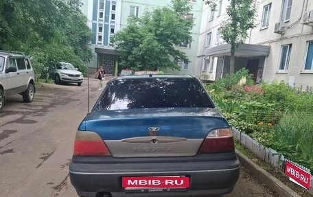 Daewoo Nexia I рестайлинг, 2000 год, 100 000 рублей, 2 фотография