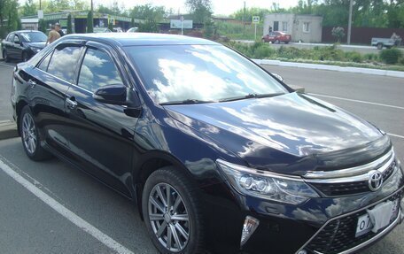Toyota Camry, 2018 год, 2 050 000 рублей, 2 фотография