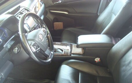 Toyota Camry, 2018 год, 2 050 000 рублей, 21 фотография