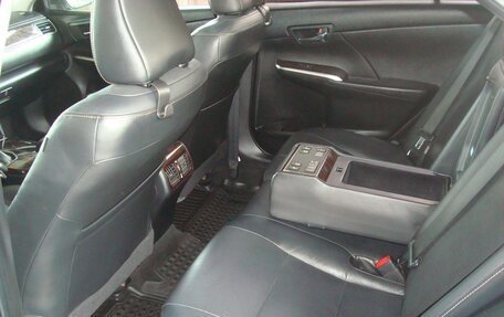 Toyota Camry, 2018 год, 2 050 000 рублей, 14 фотография