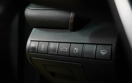 Toyota Camry, 2018 год, 2 700 000 рублей, 16 фотография
