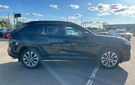 Toyota RAV4, 2021 год, 3 699 000 рублей, 8 фотография