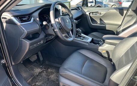 Toyota RAV4, 2021 год, 3 699 000 рублей, 10 фотография