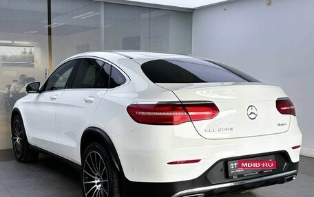 Mercedes-Benz GLC Coupe, 2019 год, 3 600 000 рублей, 2 фотография