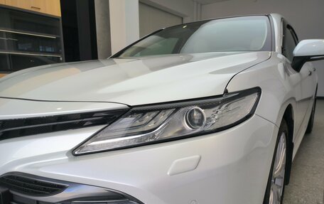 Toyota Camry, 2020 год, 3 050 000 рублей, 10 фотография
