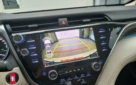 Toyota Camry, 2020 год, 3 050 000 рублей, 4 фотография