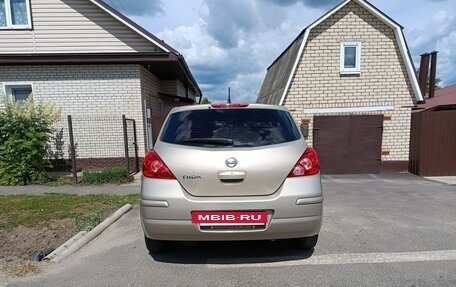 Nissan Tiida, 2010 год, 930 000 рублей, 9 фотография