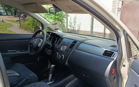 Nissan Tiida, 2010 год, 930 000 рублей, 13 фотография