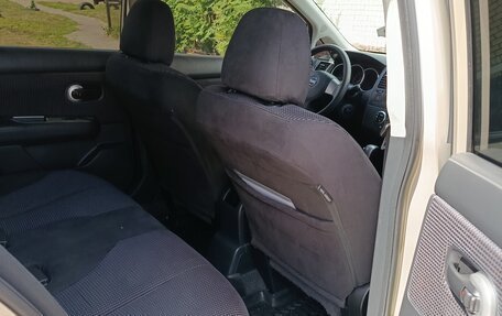 Nissan Tiida, 2010 год, 930 000 рублей, 14 фотография