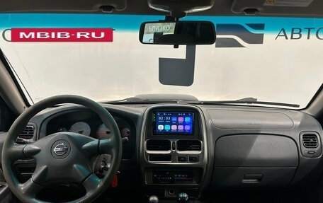 Nissan NP300, 2010 год, 699 000 рублей, 17 фотография
