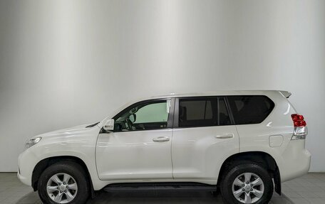 Toyota Land Cruiser Prado 150 рестайлинг 2, 2012 год, 2 690 000 рублей, 8 фотография