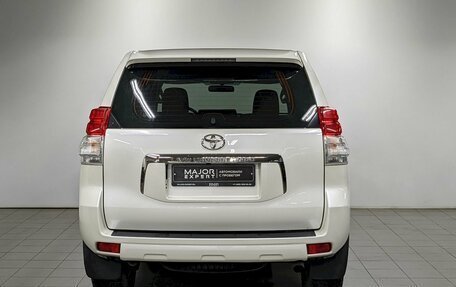 Toyota Land Cruiser Prado 150 рестайлинг 2, 2012 год, 2 690 000 рублей, 6 фотография